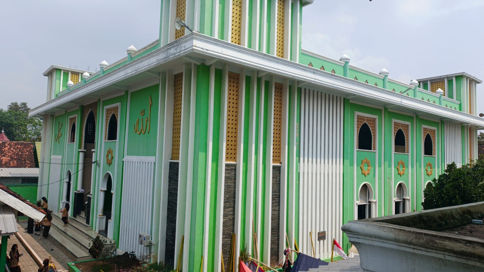 AL-AZIZ